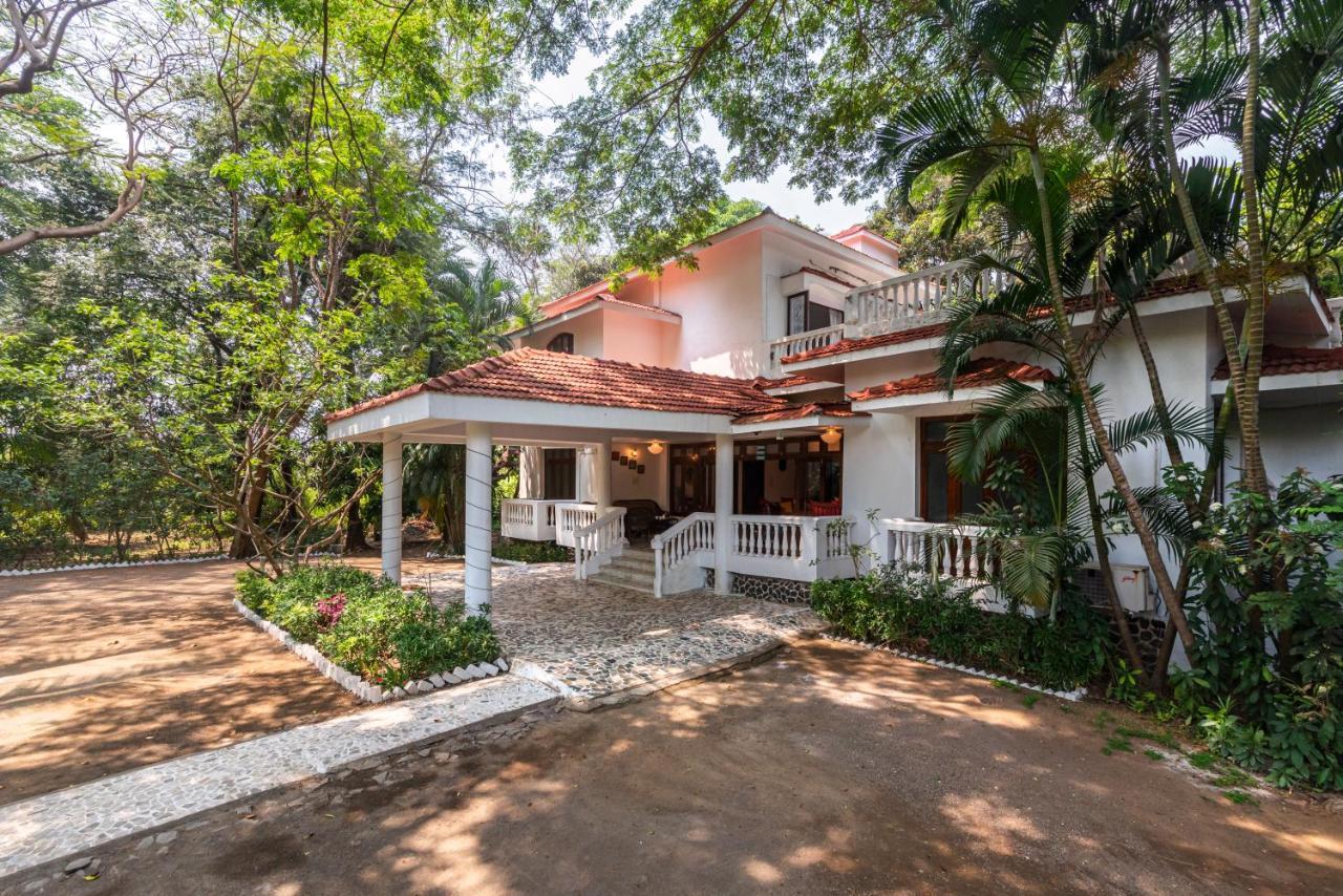 Saffronstays Chikoo Wadi- 3Bdr Pet-Friendly Villa With Pool In Boisar מראה חיצוני תמונה