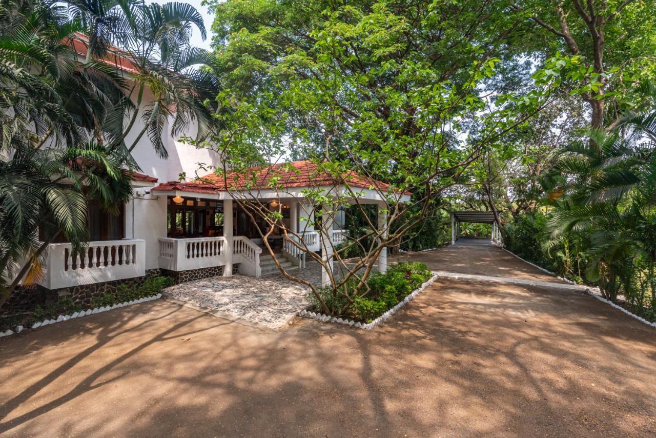 Saffronstays Chikoo Wadi- 3Bdr Pet-Friendly Villa With Pool In Boisar מראה חיצוני תמונה